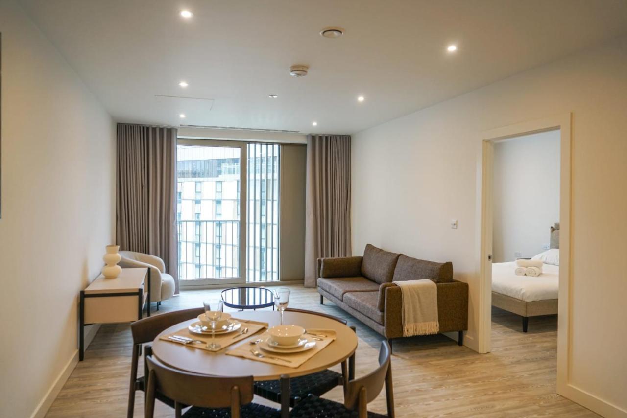 Aparthotel Coppermaker Square In Stratford Londýn Exteriér fotografie